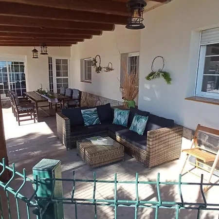 Casa De Suenos Benasha Con Piscina, Zona Infantil Y Parking Privado Holiday home *