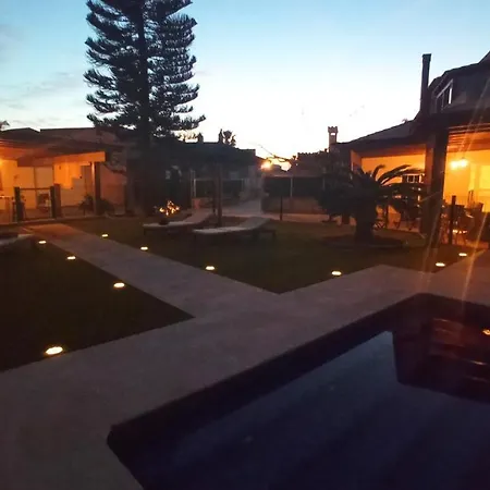 Casa De Suenos Benasha Con Piscina, Zona Infantil Y Parking Privado Holiday home Deltebre